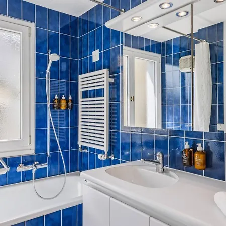 Old Town Penthouse Rooftop Terrace Ac Apartamento Zurique
