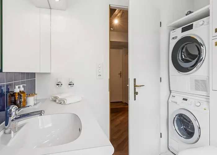 Old Town Penthouse Rooftop Terrace Ac