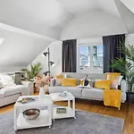 Lejlighed Old Town Penthouse Rooftop Terrace Ac